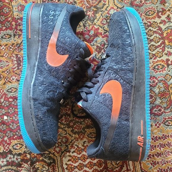 Air Force 1's - Picture 2 of 3